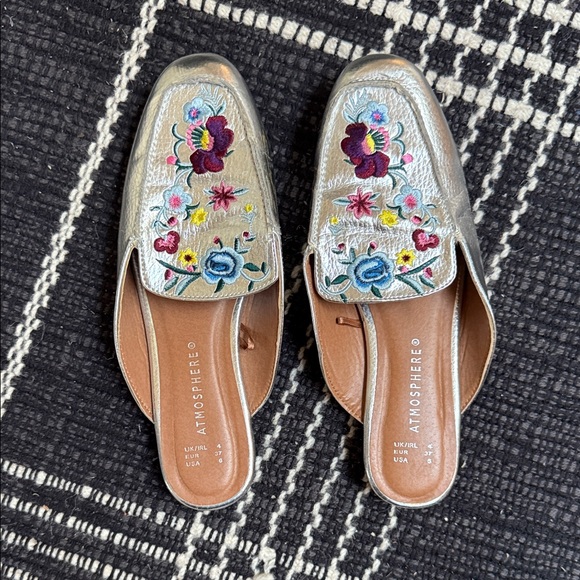Atmosphere Silver Floral Embroidered Mules - Picture 1 of 4